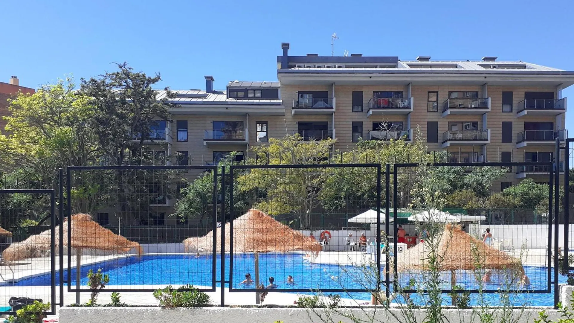 Edificio Piscis Apartment Benalmadena 0*,  Spain